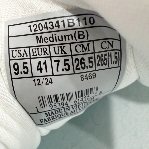 Brooks Glycerin 22 Women’s Shoes - Picture 10 of 11